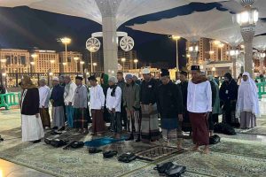 Paket Haji dengan Fasilitas Ziarah Kota Makkah & Madinah