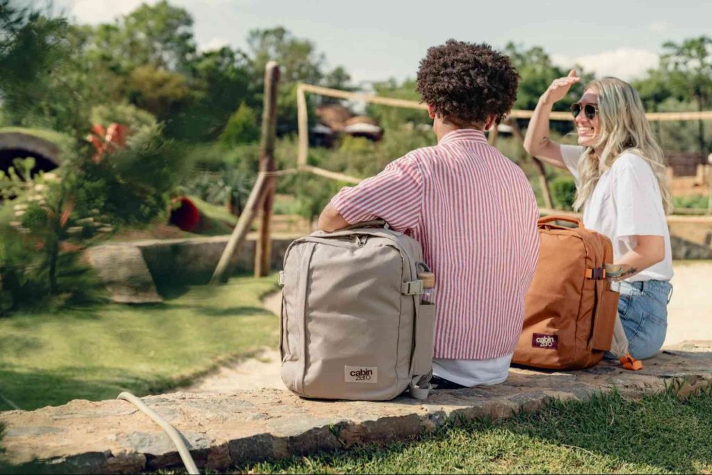 Tips Aman Bepergian ke Luar Negeri untuk Pemula