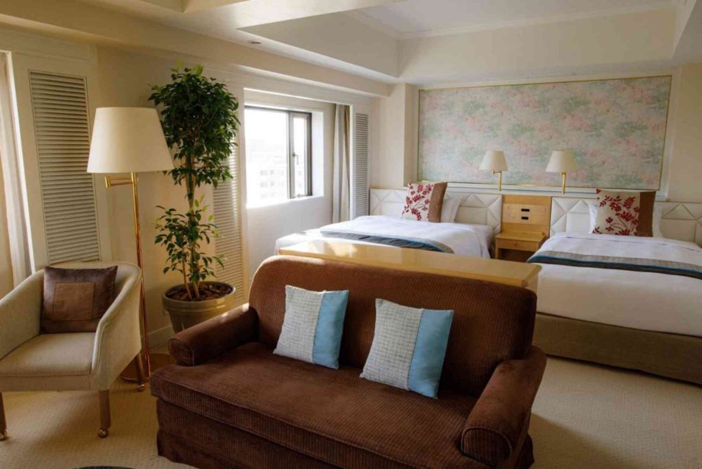 Tips Memilih Hotel Ramah Muslim