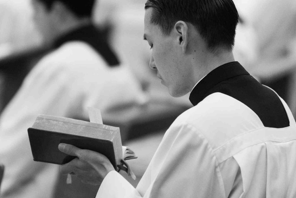 Tips Mengatur Ibadah di Tengah Perjalanan