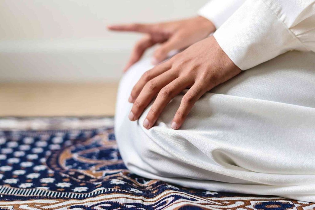 Tips Menjaga Adab Muslim Saat Bepergian